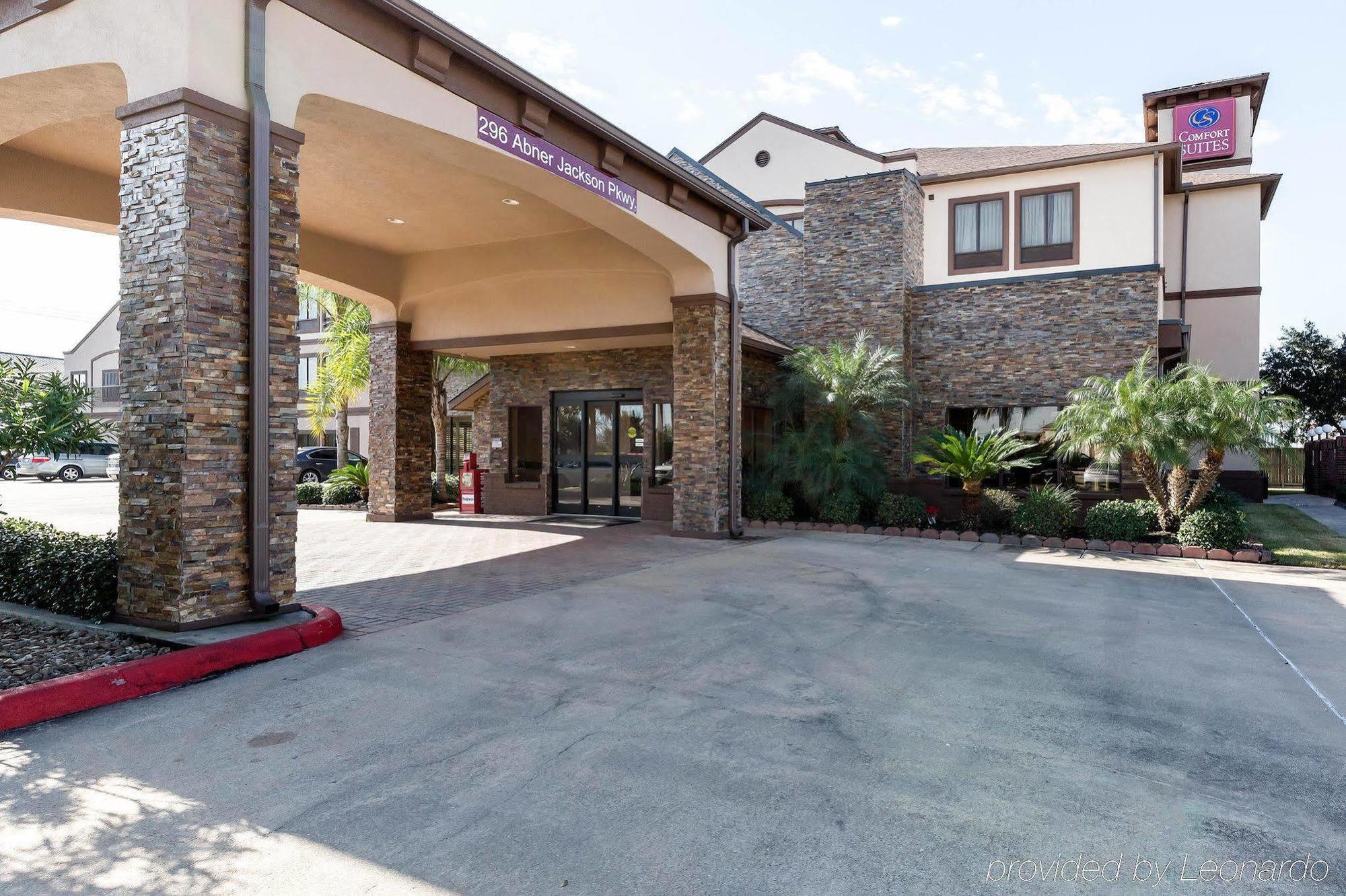 Comfort Suites Lake Jackson Clute Exterior photo